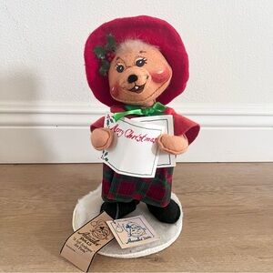 Vintage Annalee Mobilitee Doll 1997 Caroling Girl Bear 10"‎ Christmas Holiday